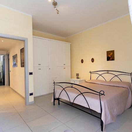 Appartamento Moderno 90 M Osp. Torregalli, Wifi Скандичи Екстериор снимка