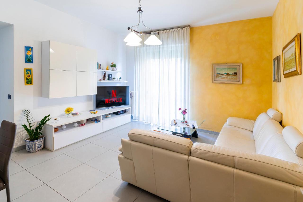 Appartamento Moderno 90 M Osp. Torregalli, Wifi Скандичи Екстериор снимка